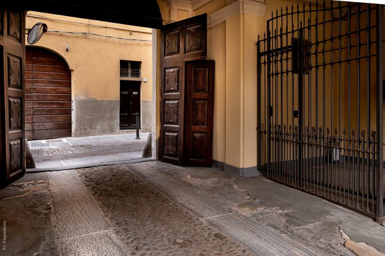 Roero Suite In The City Center Asti Buitenkant foto